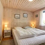 Alice - 1-3km From The Sea By Interhome *